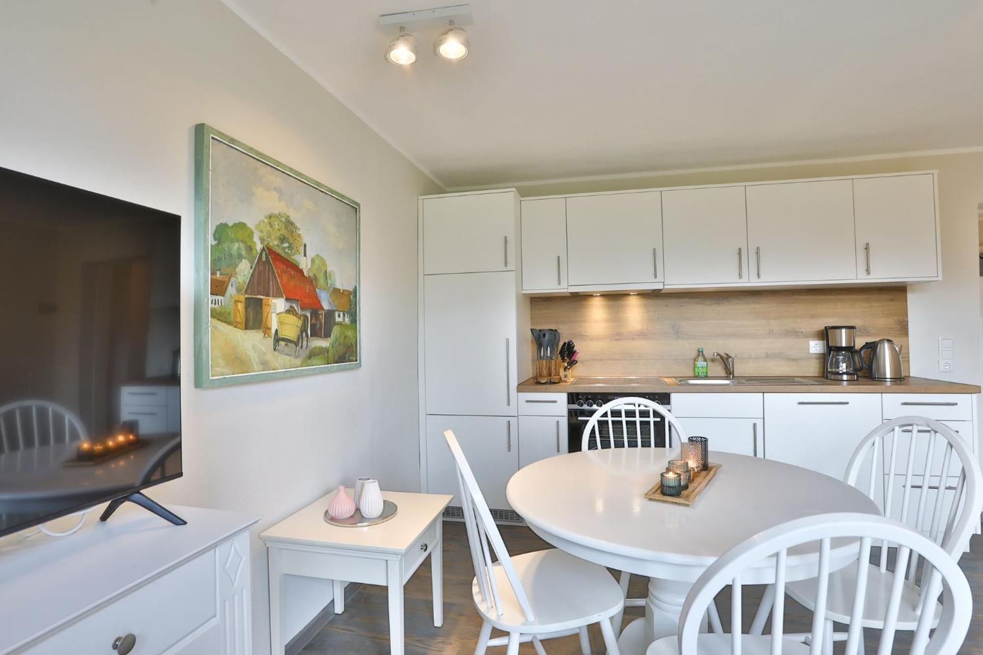 Ferienwohnung "Zur Rebe" Middelhagen Esterno foto